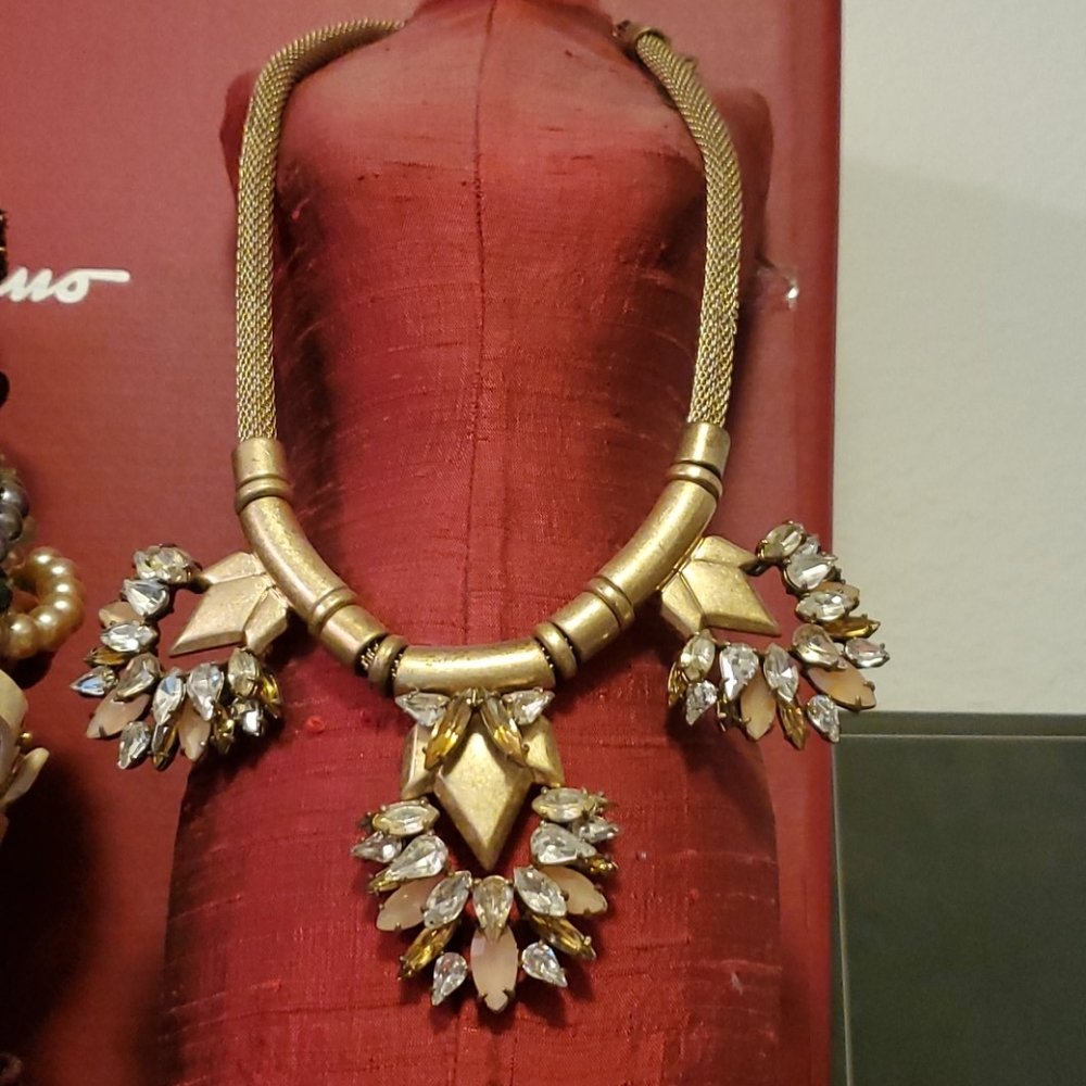 Stella and Dot statement necklace